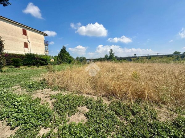 terreno agricolo in vendita a Napoli in zona Chiaiano