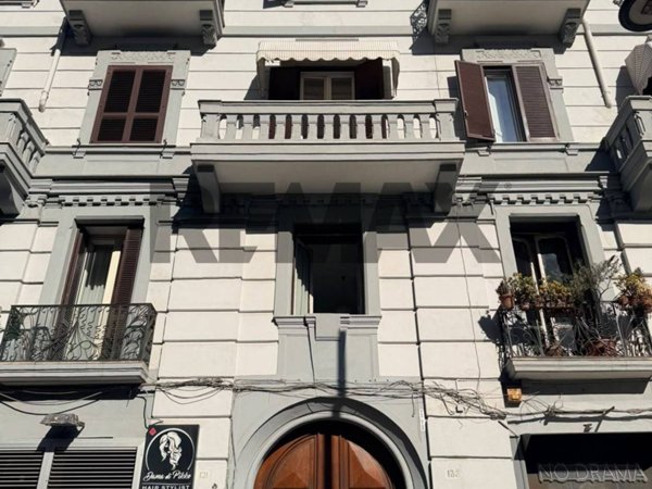 appartamento in vendita a Napoli in zona San Ferdinando