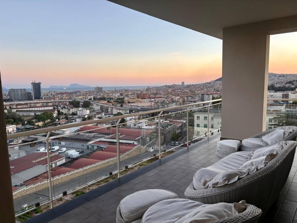 appartamento in vendita a Napoli