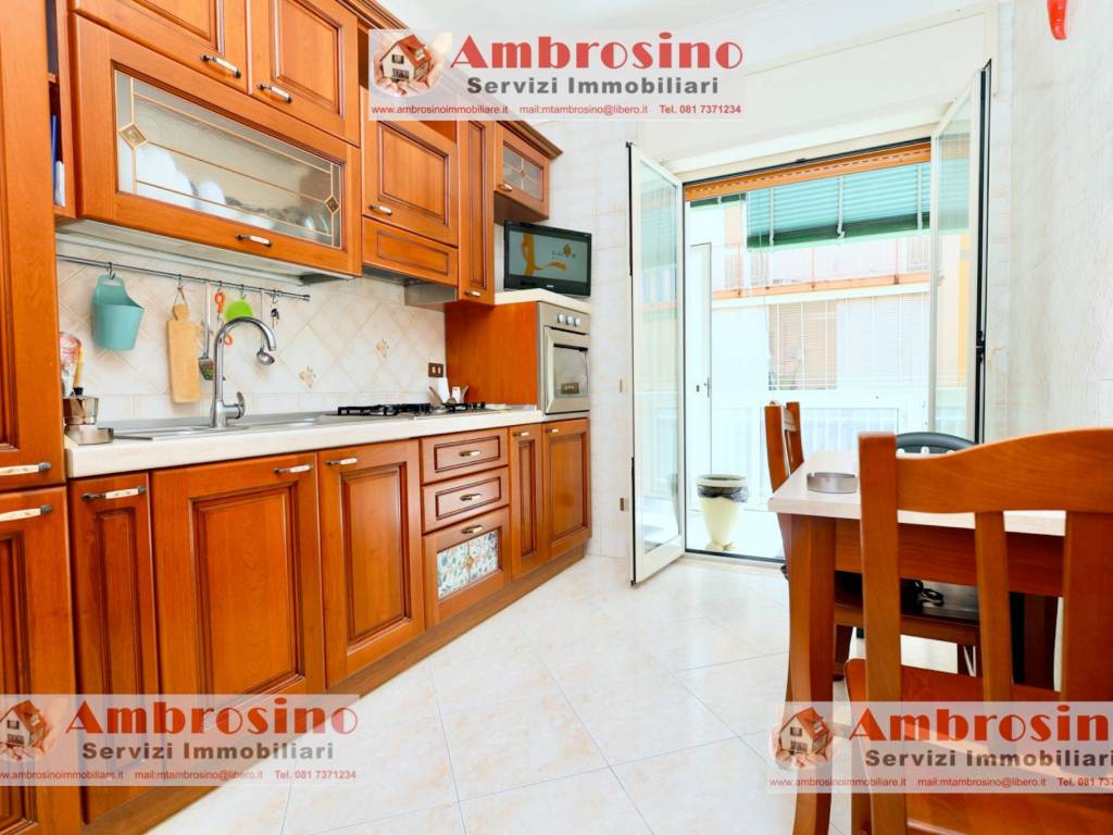 appartamento in vendita a Napoli