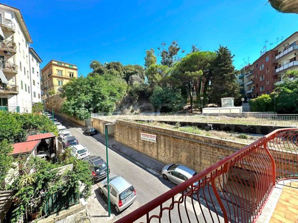 appartamento in vendita a Napoli in zona Arenella