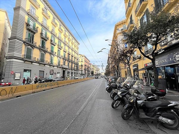 appartamento in vendita a Napoli in zona Pendino / San Giuseppe