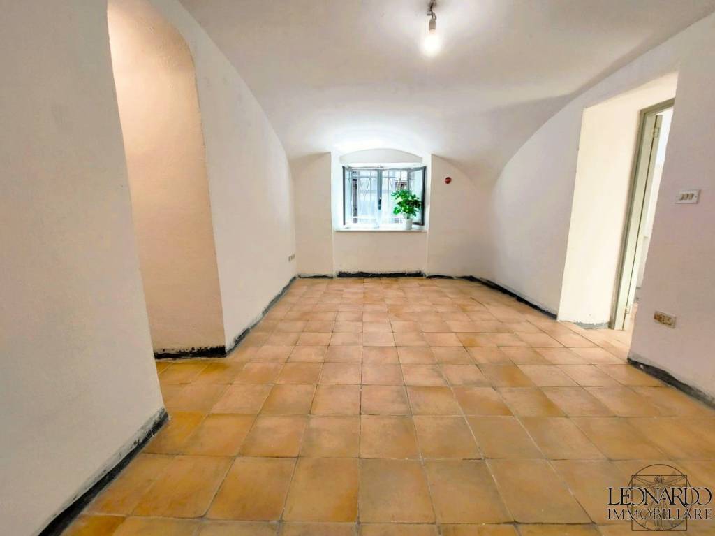 appartamento in vendita a Napoli in zona Porto