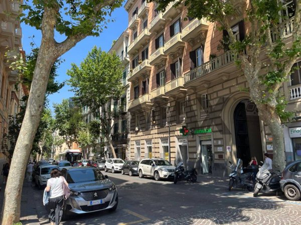 appartamento in vendita a Napoli in zona Vomero