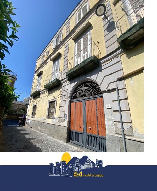 appartamento in vendita a Napoli in zona Posillipo