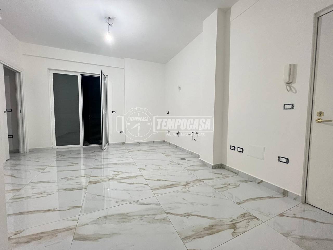 appartamento in vendita a Napoli in zona Bagnoli