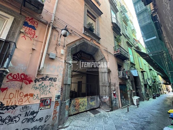appartamento in vendita a Napoli in zona Stella