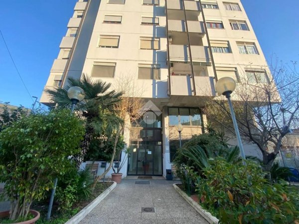 appartamento in vendita a Napoli in zona Poggioreale