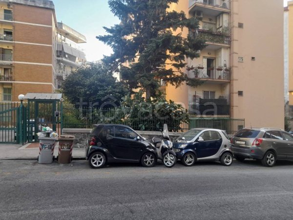 appartamento in vendita a Napoli in zona Arenella
