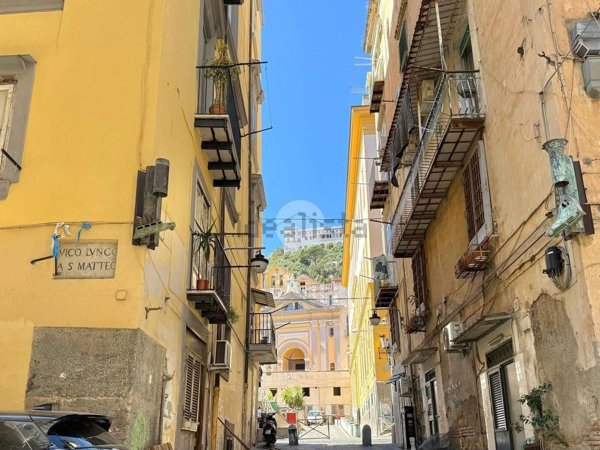 appartamento in vendita a Napoli