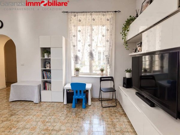 appartamento in vendita a Napoli in zona Stella