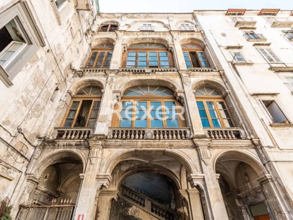 appartamento in vendita a Napoli in zona Centro Antico