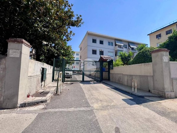 appartamento in vendita a Napoli in zona Soccavo