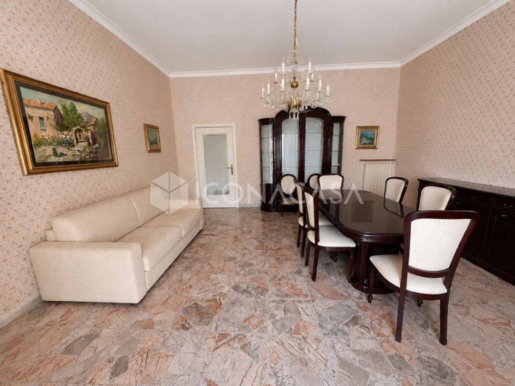 appartamento in vendita a Napoli in zona Avvocata