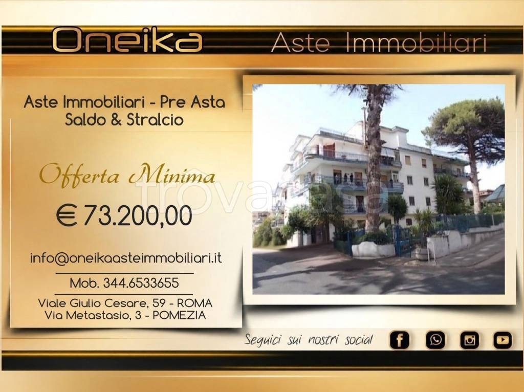 appartamento in vendita a Napoli in zona Barra