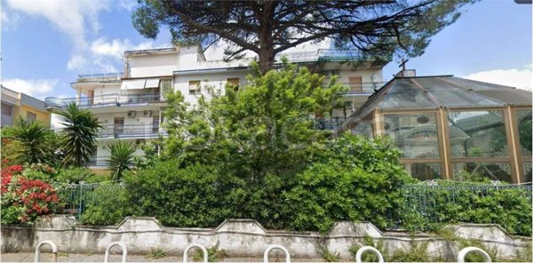 appartamento in vendita a Napoli in zona Barra