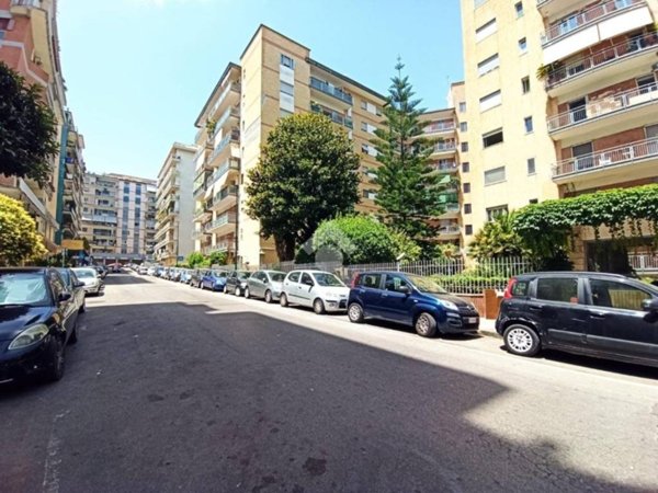 box auto in vendita a Napoli in zona Capodimonte / Colli Aminei
