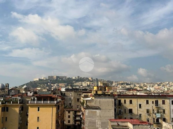 appartamento in vendita a Napoli in zona San Lorenzo