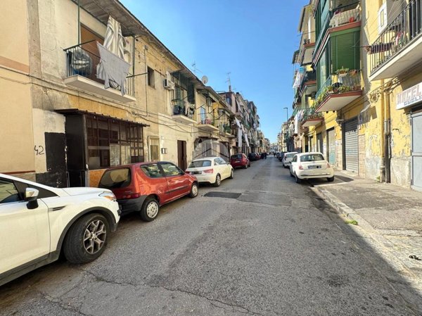 appartamento in vendita a Napoli in zona Secondigliano