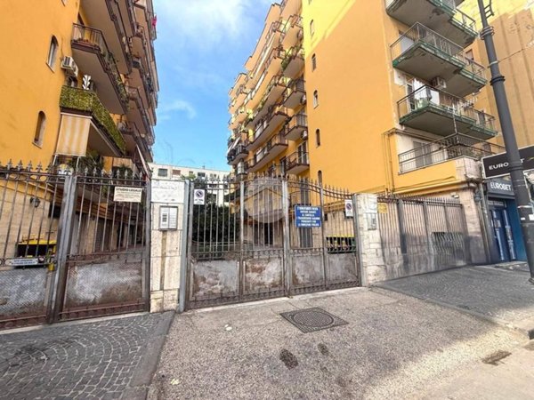 appartamento in vendita a Napoli in zona Poggioreale