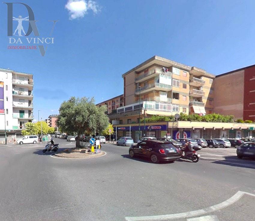 box auto in vendita a Napoli in zona Soccavo