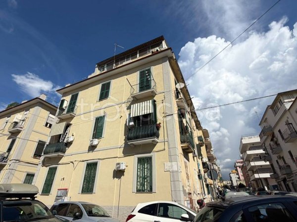 appartamento in vendita a Napoli in zona Bagnoli