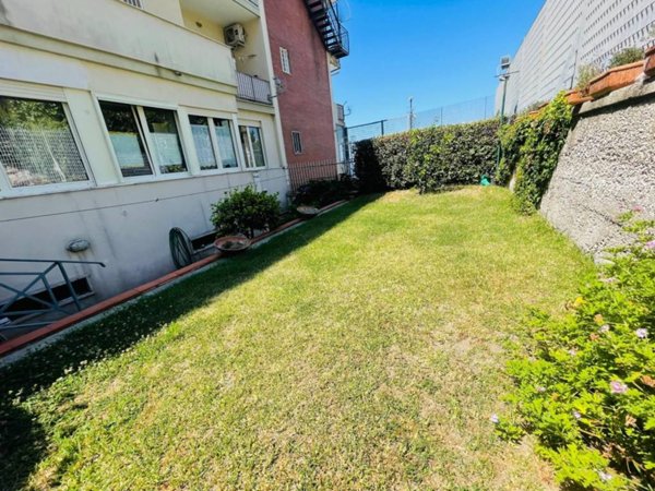 appartamento in vendita a Napoli in zona Posillipo