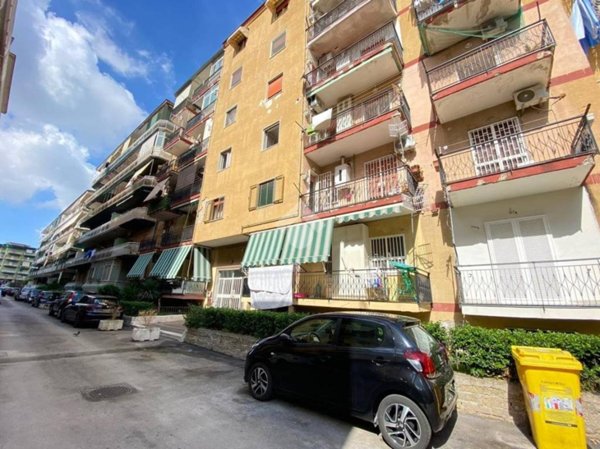 appartamento in vendita a Napoli in zona Pianura