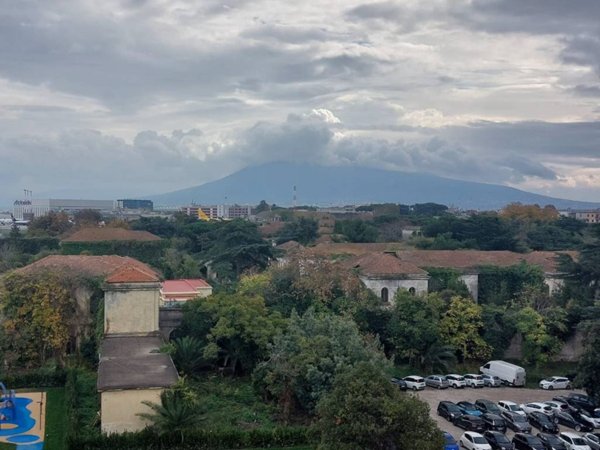 appartamento in vendita a Napoli in zona Capodichino