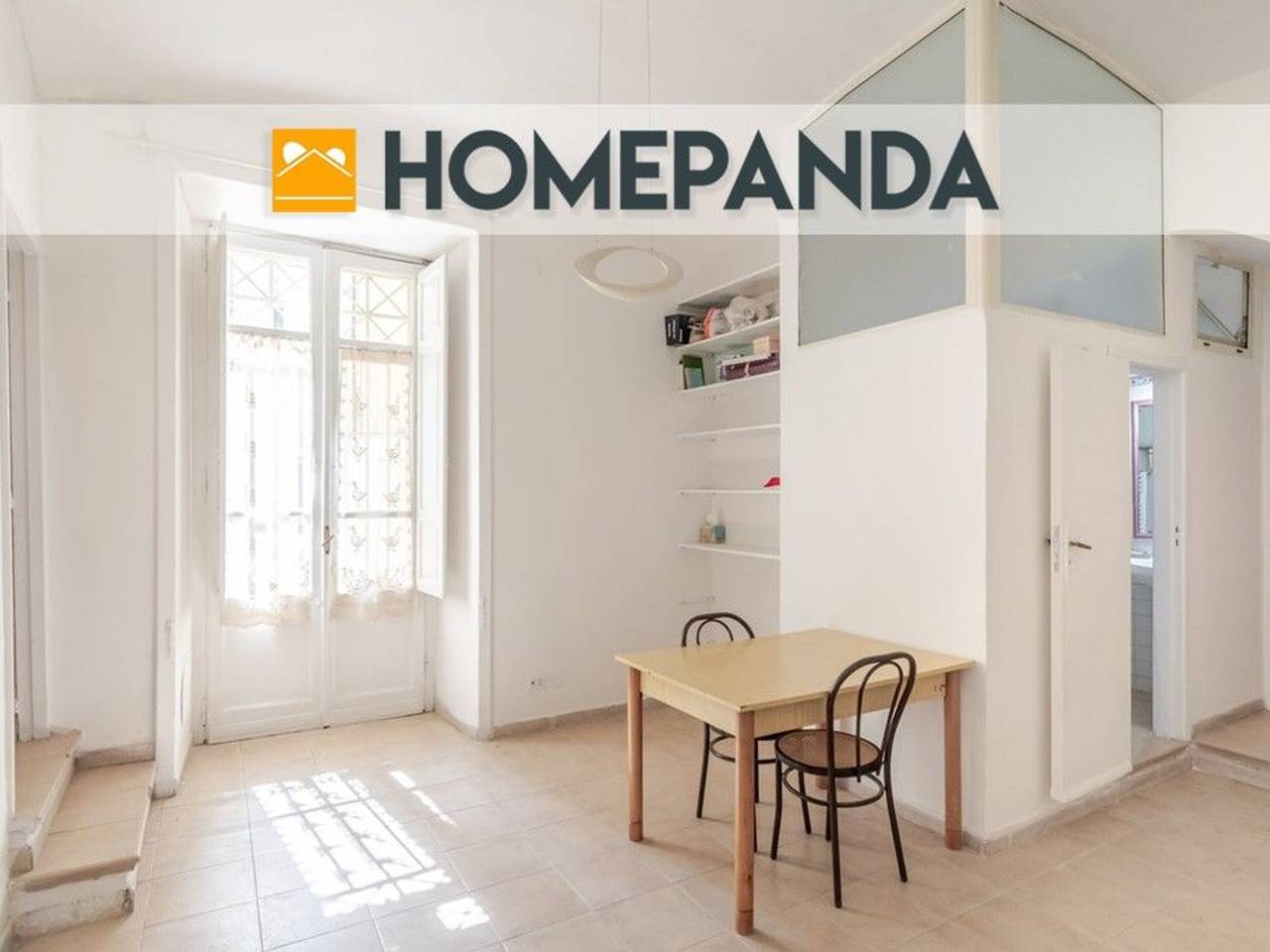 appartamento in vendita a Napoli in zona Montecalvario