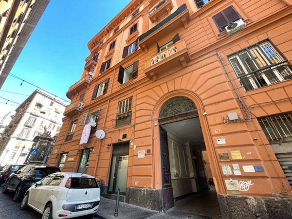 appartamento in vendita a Napoli in zona Centro Antico