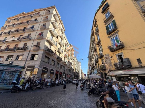 appartamento in vendita a Napoli in zona Montecalvario