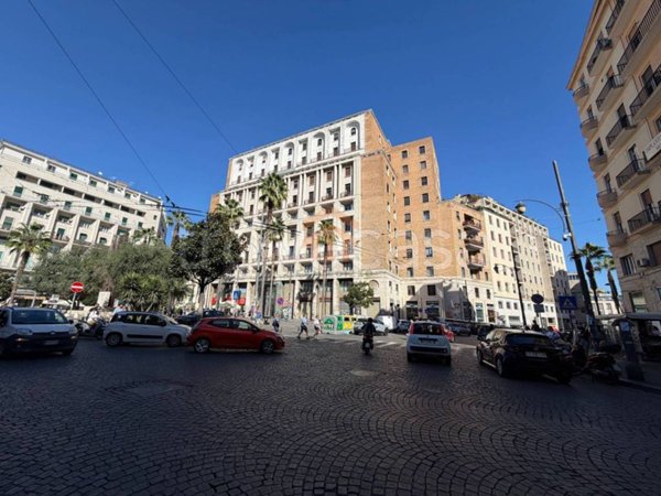 appartamento in vendita a Napoli in zona Montecalvario