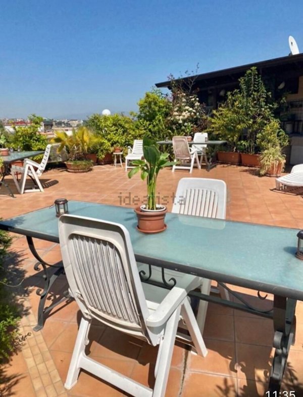 appartamento in vendita a Napoli in zona Arenella