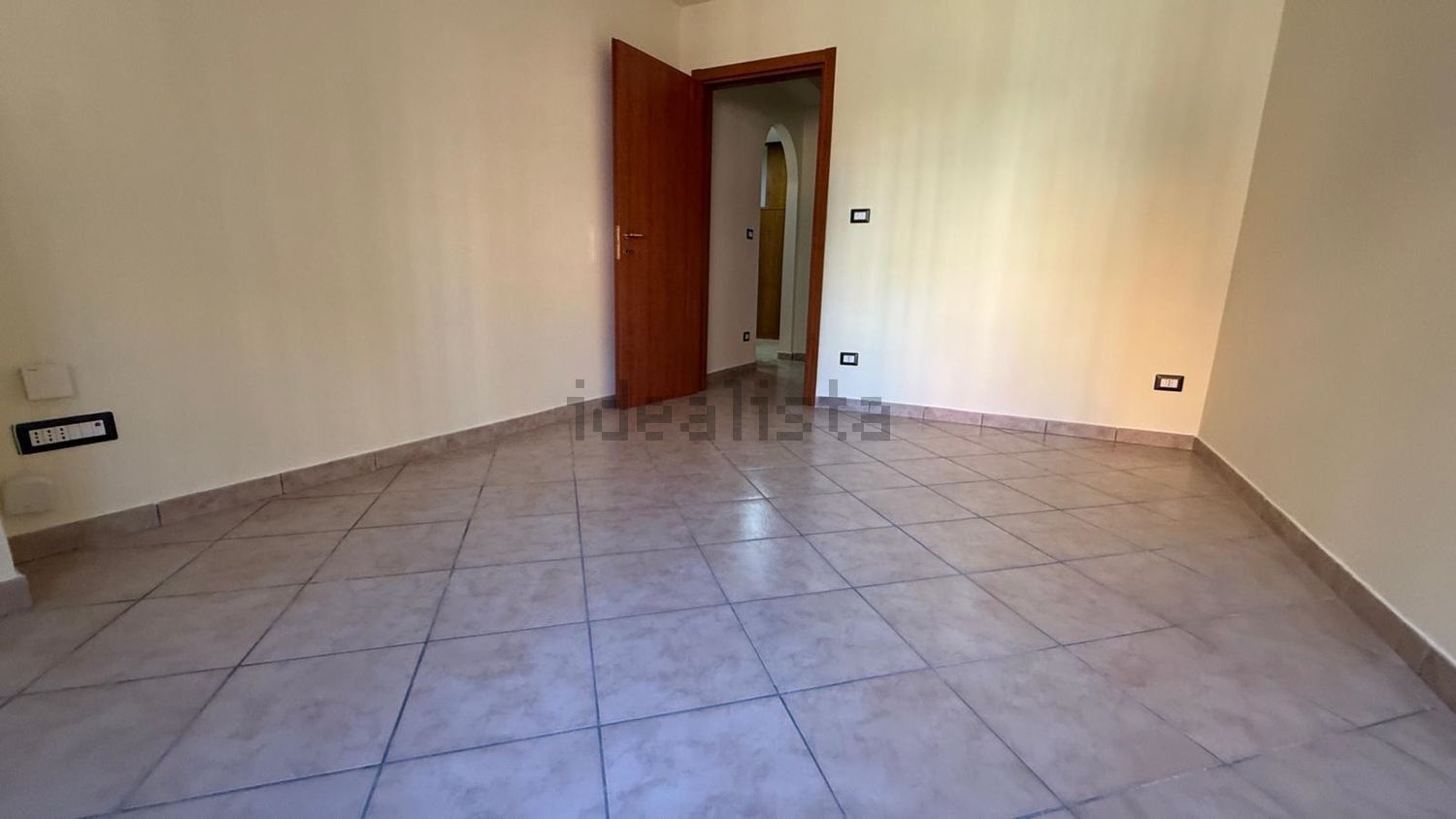 appartamento in vendita a Napoli in zona Bagnoli