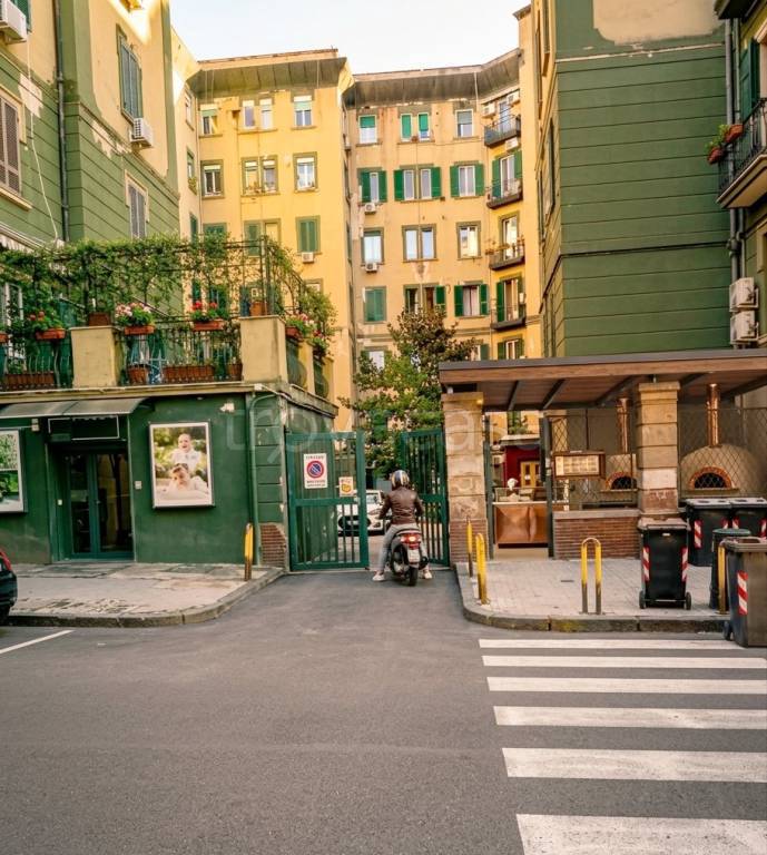 appartamento in vendita a Napoli in zona Vomero