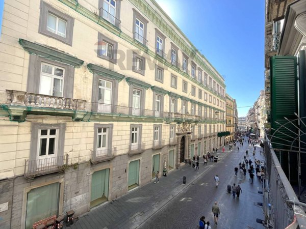 appartamento in vendita a Napoli in zona Porto