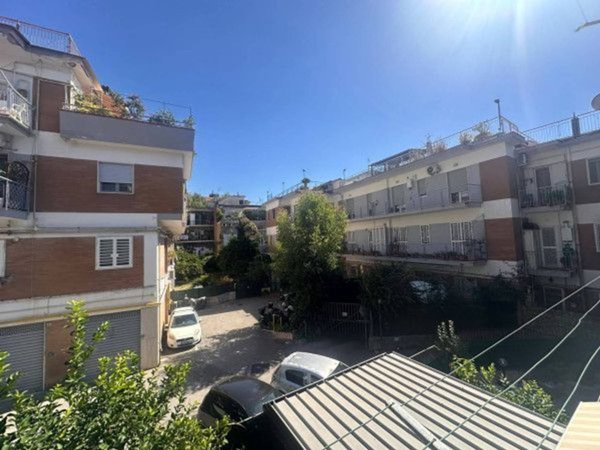 appartamento in vendita a Napoli in zona Soccavo