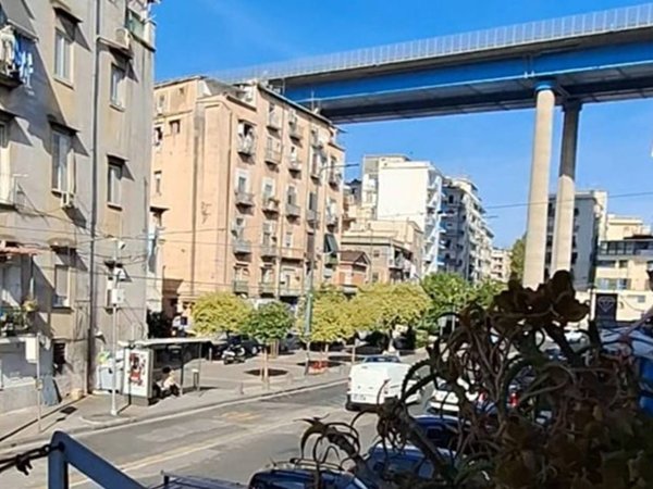 appartamento in vendita a Napoli in zona Vicaria