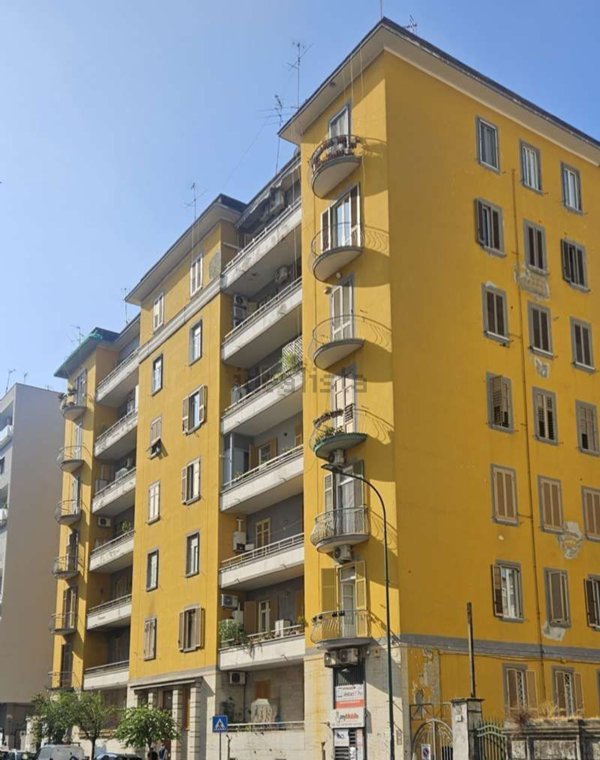 appartamento in vendita a Napoli in zona Arenella