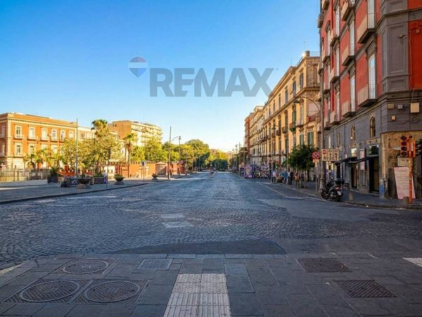 appartamento in vendita a Napoli in zona Centro Antico