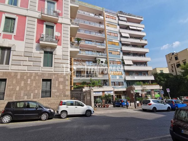 appartamento in vendita a Napoli in zona Arenella