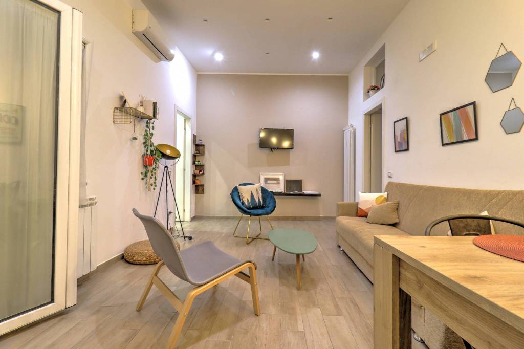 appartamento in vendita a Napoli in zona San Lorenzo