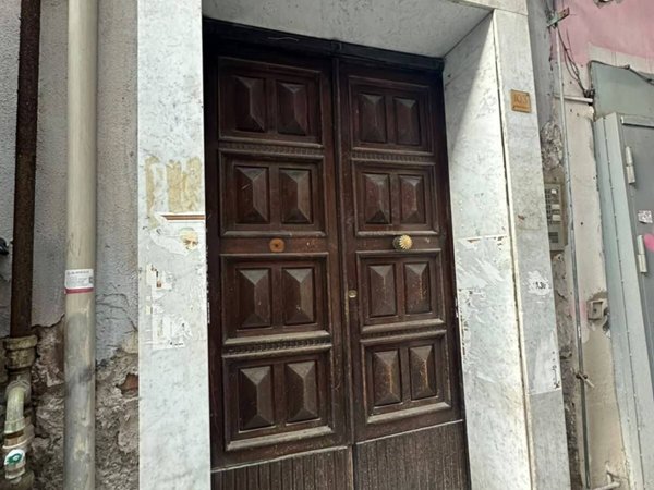 appartamento in vendita a Napoli in zona Pendino / San Giuseppe