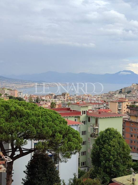 appartamento in vendita a Napoli in zona Arenella
