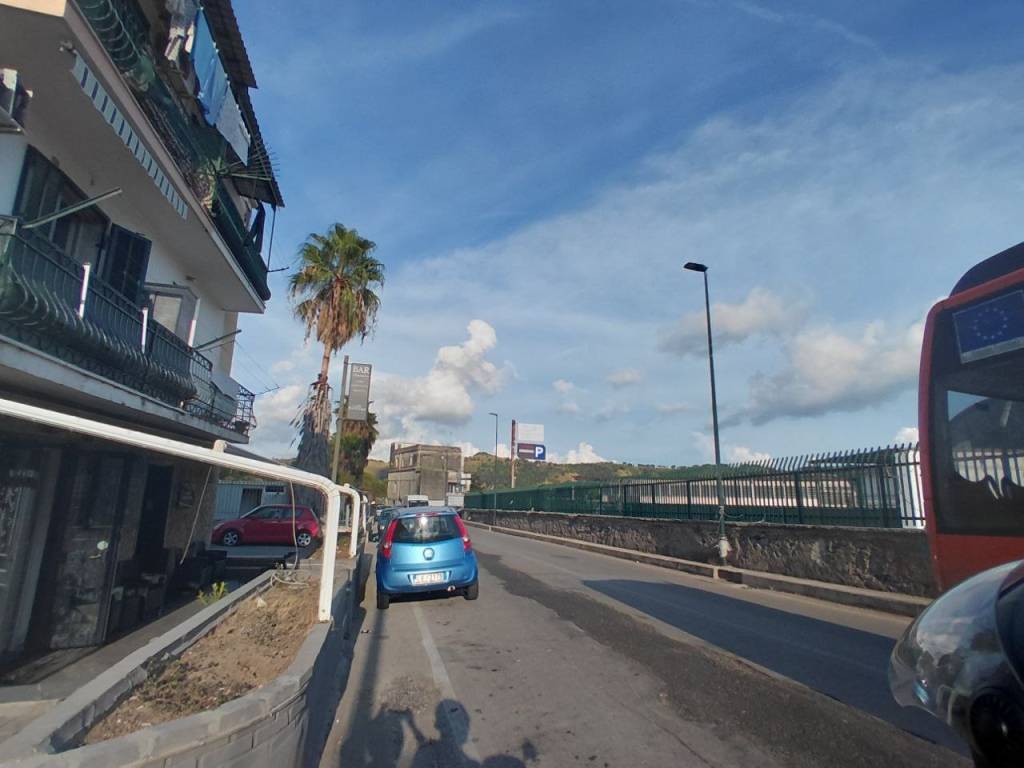 appartamento in vendita a Napoli in zona Bagnoli