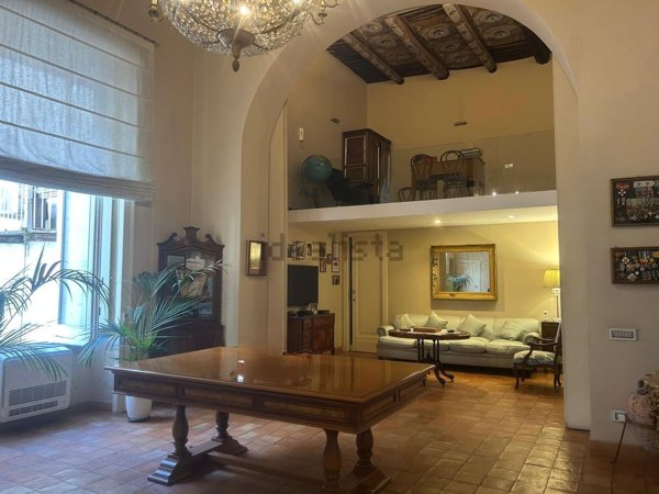 appartamento in vendita a Napoli in zona San Ferdinando