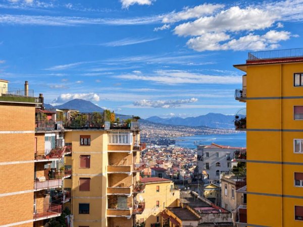 appartamento in vendita a Napoli in zona Arenella