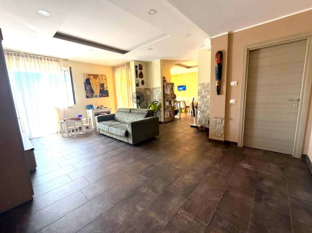 appartamento in vendita a Napoli in zona Capodimonte / Colli Aminei