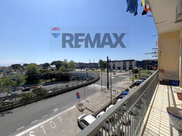 appartamento in vendita a Napoli in zona Poggioreale